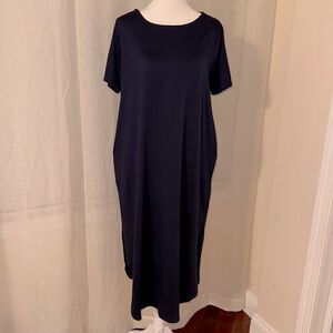 P & Rose S Navy Crewneck Short Sleeve Butter soft Curved Hem Maxi Dress Pockets